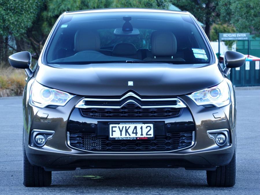  Citroen DS4 2011 года  (AU) (фото 18 из 21)
